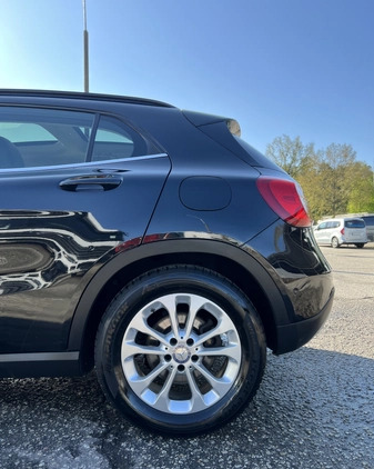 Mercedes-Benz GLA cena 71500 przebieg: 258000, rok produkcji 2015 z Szczecin małe 154